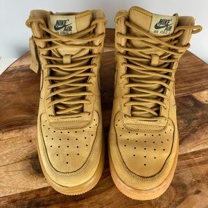 *SOLD Nike Air Force 1 High LV8 GS Flax/Gum Sole US 7Y